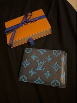 Used rare Louis Vuitton bifold blue colorway