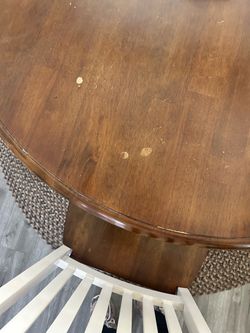 Dining table and chairs set