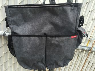 Skip Hop Duo bag in charcoal (missing shoulder strap)
