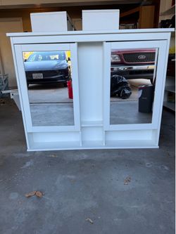 IKEA Hemes Mirror Cabinet