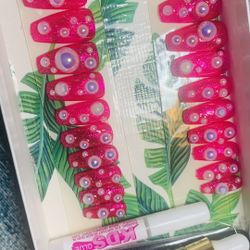 Press On Nails