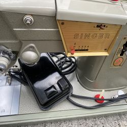 Vintage Singer Sewing Machine 
