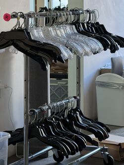 HUNDREDS OF HANGERS
