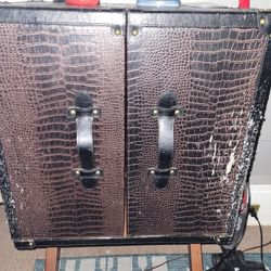 Wine Cabinet Needs Restoration 