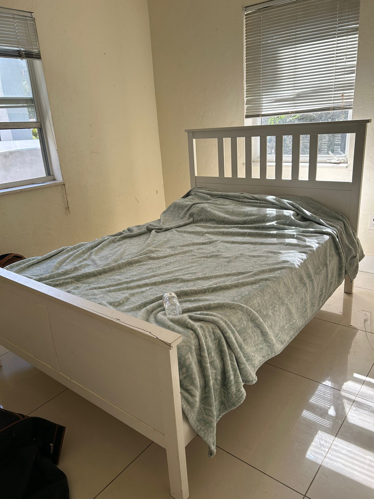 FREE Furniture (14 Items Including Full Bed, Sofa, Chairs And Organizers