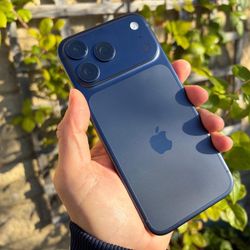 iPhone 17 Pro Max Blue 256gb