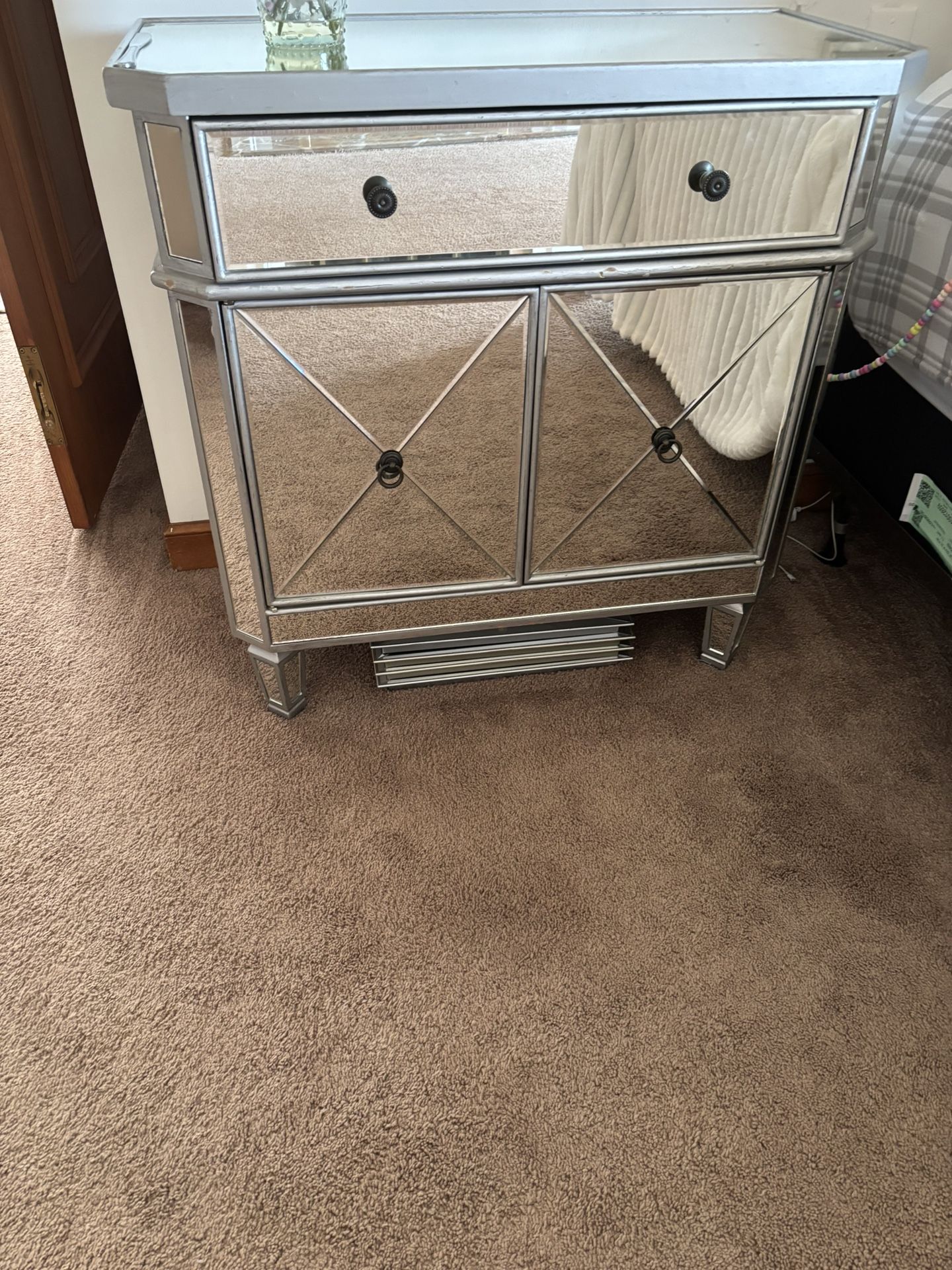 Mirror nightstands set of two 32x32x16