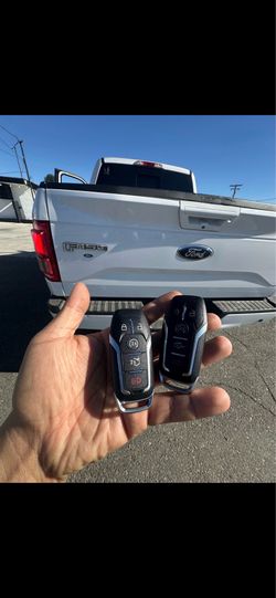Llaves de autos / car keys and remotes