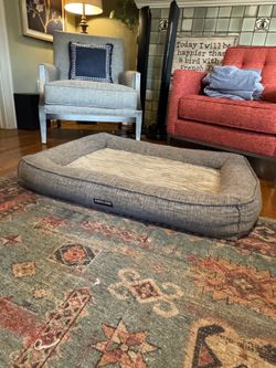 LARGE DOGGIE BED