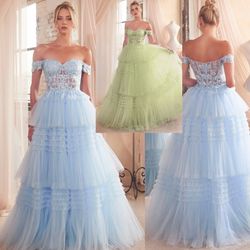 New With Tags Corset Bodice Ruffled Ball Gown $275