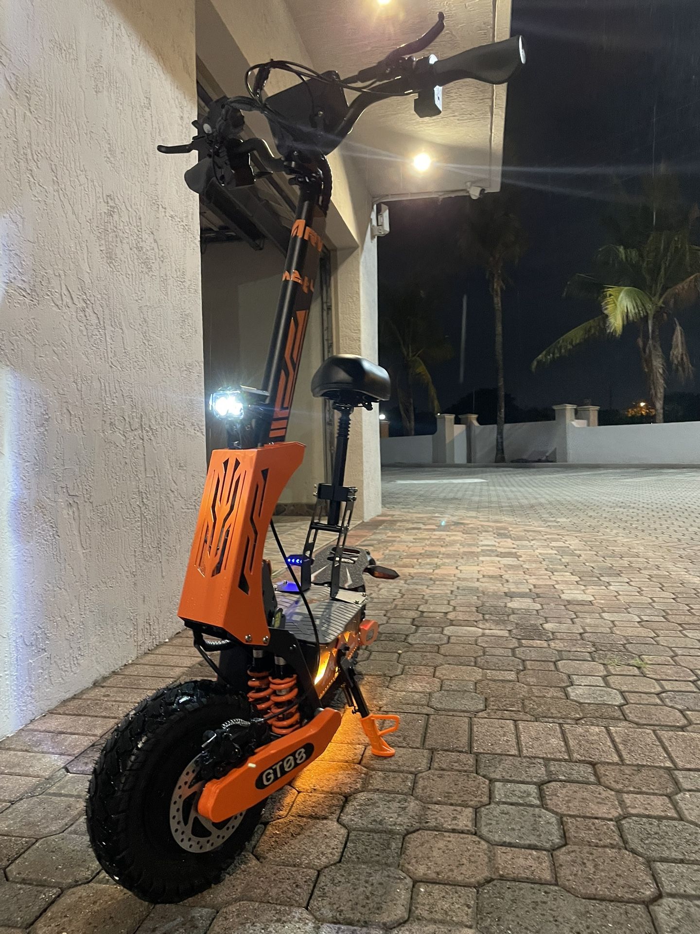 Electric Scooter (arwibon Gt08)