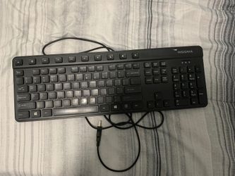 Insignia Full Sized Keyboard