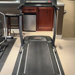 Treadmill - ProForm CrossWalk Advanced 525X w/ walking poles