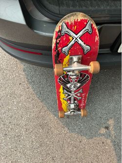 Skateboard