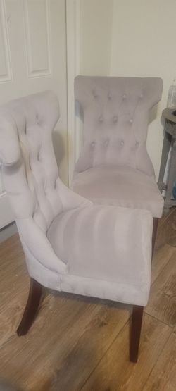 Set of 2 Tufted Upholstered Accent Chairs