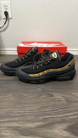 Nike Air Max 95 (Black Metallic Gold)