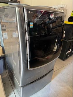 LG washer and gas dryer combo - graphite