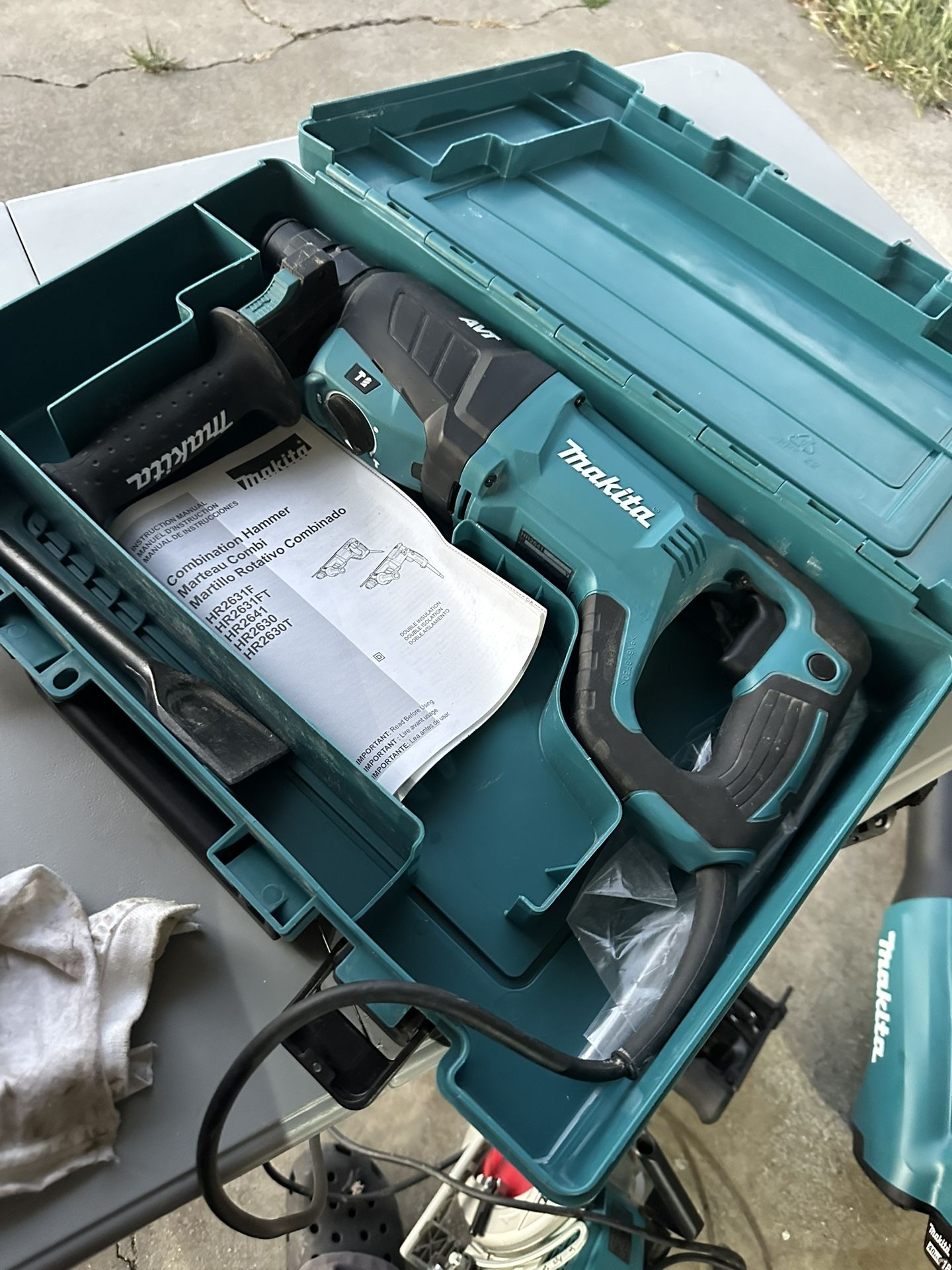 Rotary hammer