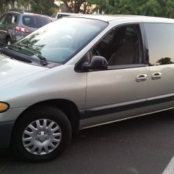 2000 Dodge Caravan