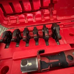 Milwaukee Press Tool 