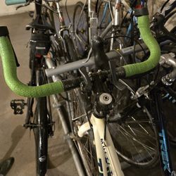 Trek Multi-track 700 Winterized Men's Bike For Parts - NEEDS WORK