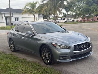 2015 Infiniti Q50