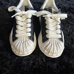 Maison Mihara Yasuhiro Blakey Shell Toe Sneakers – Black/White