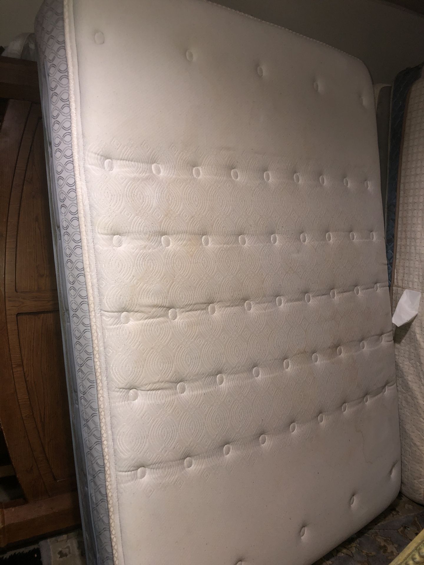 Full Sealy Posturepedic Belbrook Firm euro top mattress-in great shape-can deliver!