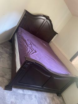 Cama gratis size queen
