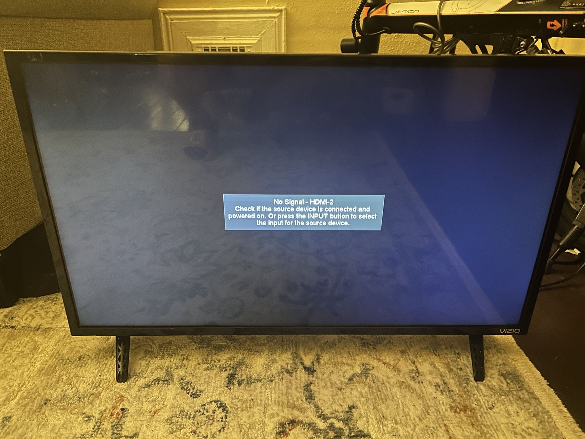 29 Inch Vizio TV (With Roku Stick)