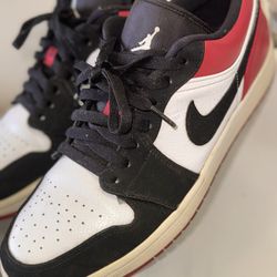 Jordan 1 Black Toe 