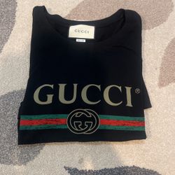 Gucci Tee-Shirt New No Tags Small