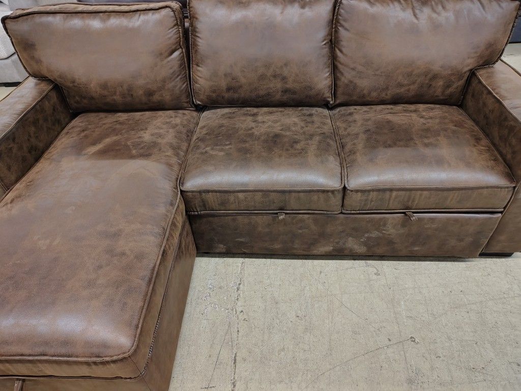 Pullout Sleeper Sofa!