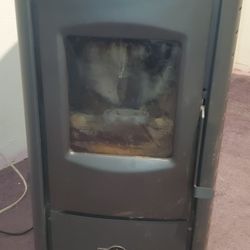 Cleveland Pellet Stove 