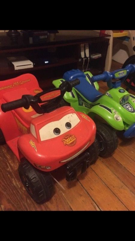 Toddler 4 wheelers (lightning McQueen only)