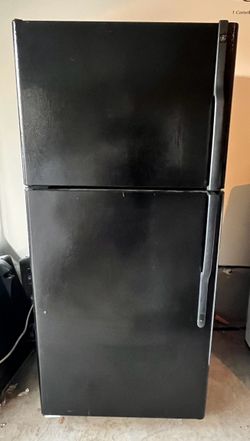 GE Electric Dryer Ice Cold