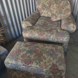 Oversized Chair And Ottoman 