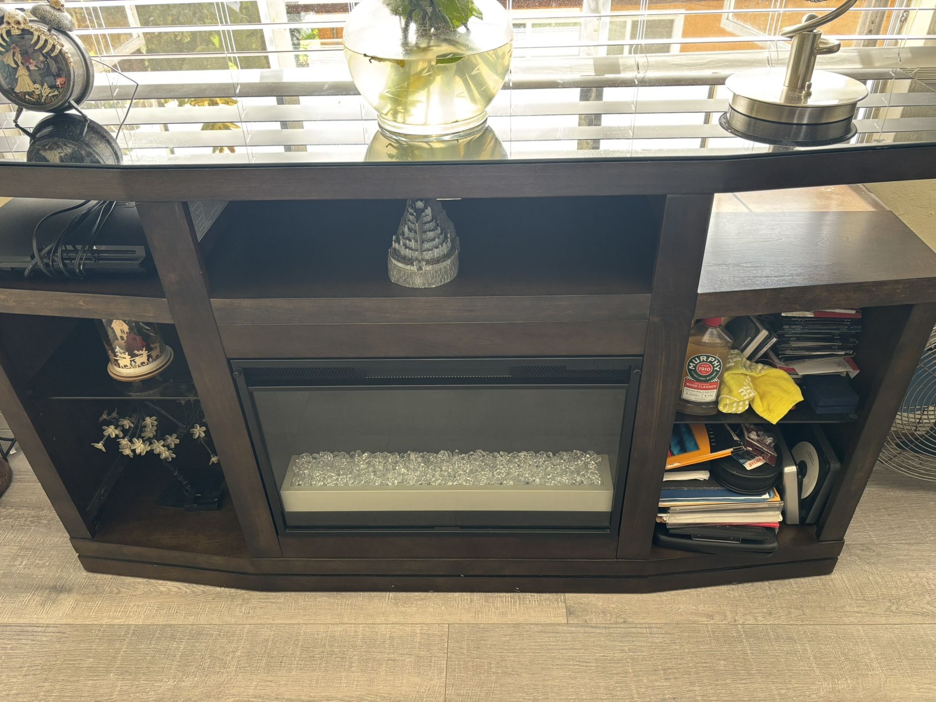 Fireplace / TV Stand