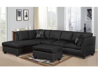 Black Reversible Microfiber Sectional w/ottoman