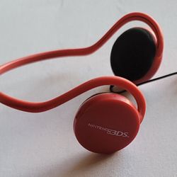 Official Nintendo 3DS Headphones