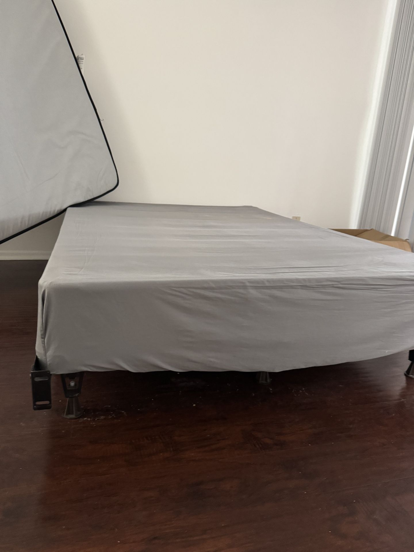 Grey Box Spring (FULL) 