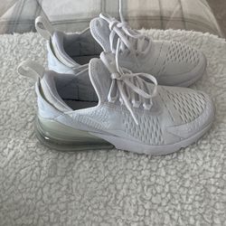 Nike Air Max 270