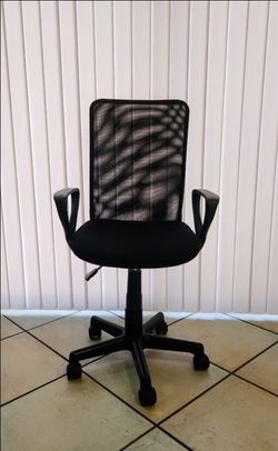 🎀 Classic Lotus Mid Back Black Mesh Executive Chair