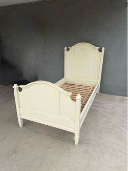 Twin size bed frame