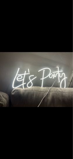 LED ‘let’s party’ sign