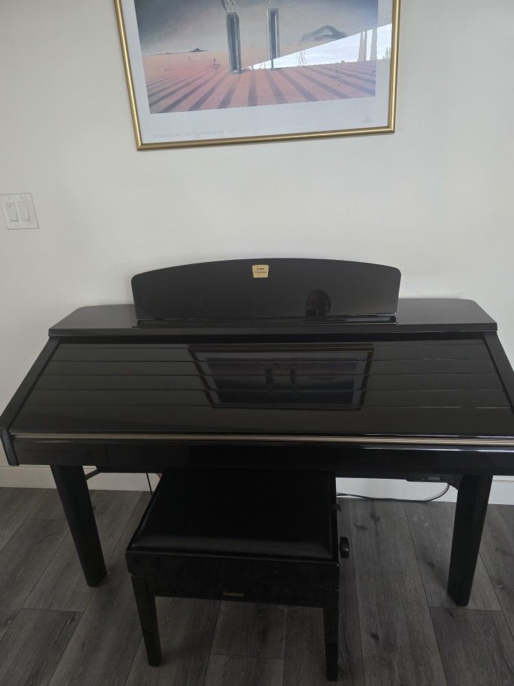 Yamaha Clavinova Electric Piano w/ Bench
