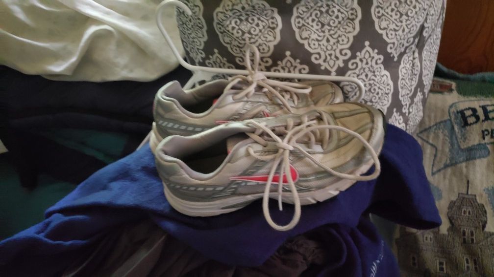 Ladies nike air very nice