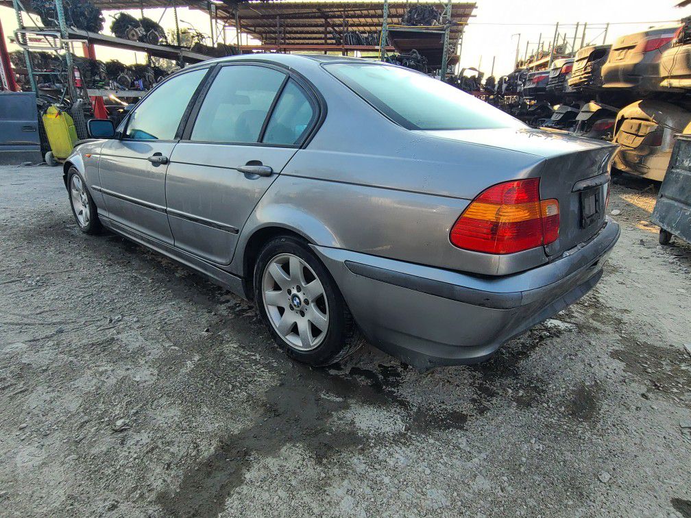 2004 BMW 325I PARTING OUT