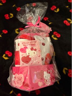 hello kitty gift set
