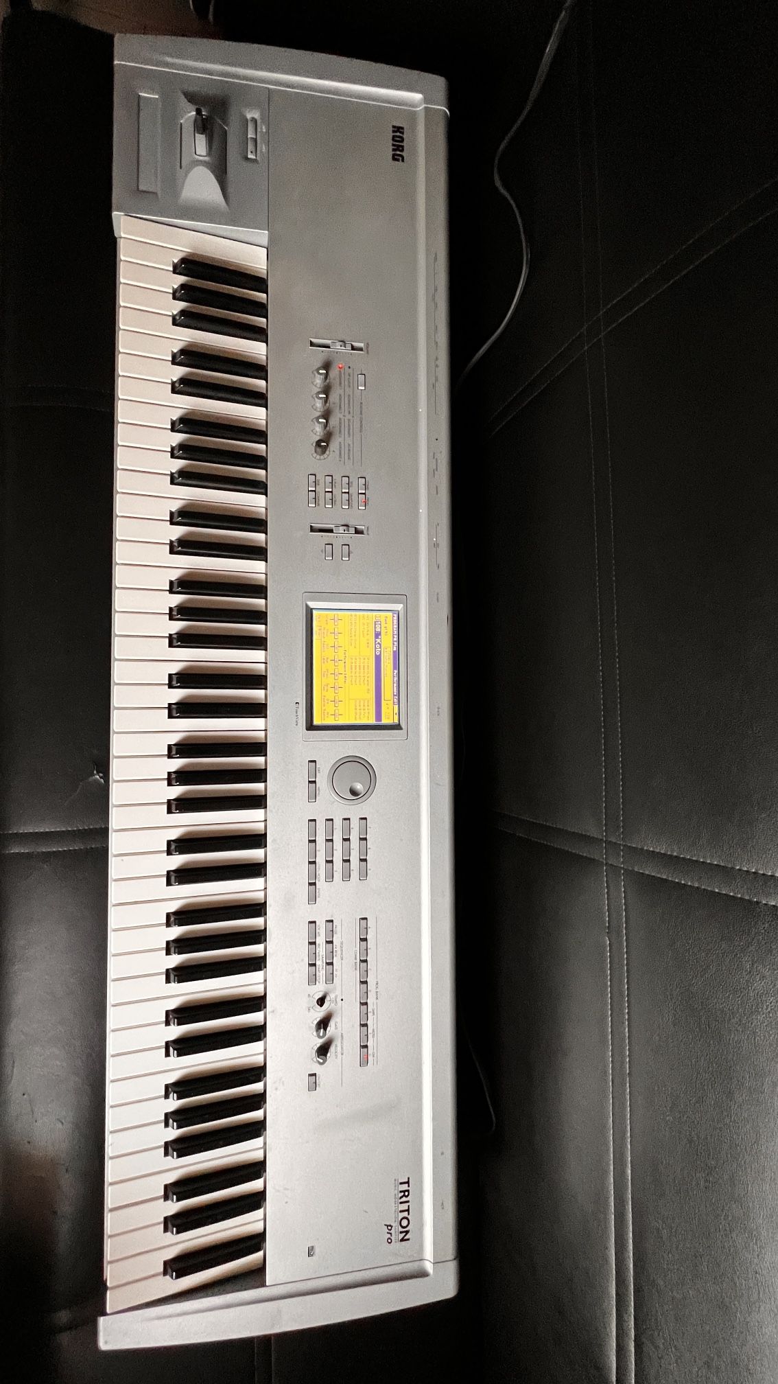 Korg Triton 61 key Synthesizer Music Workstation 